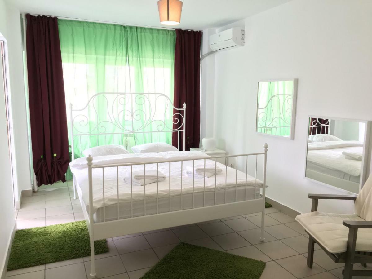 Green Apartment 6 Bucarest Exterior foto
